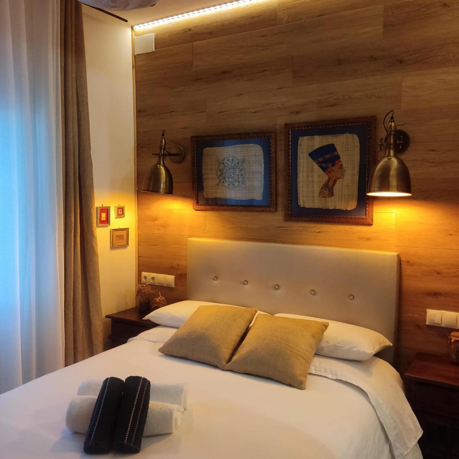 Private Rooms Βαρκελώνη Εξωτερικό φωτογραφία
