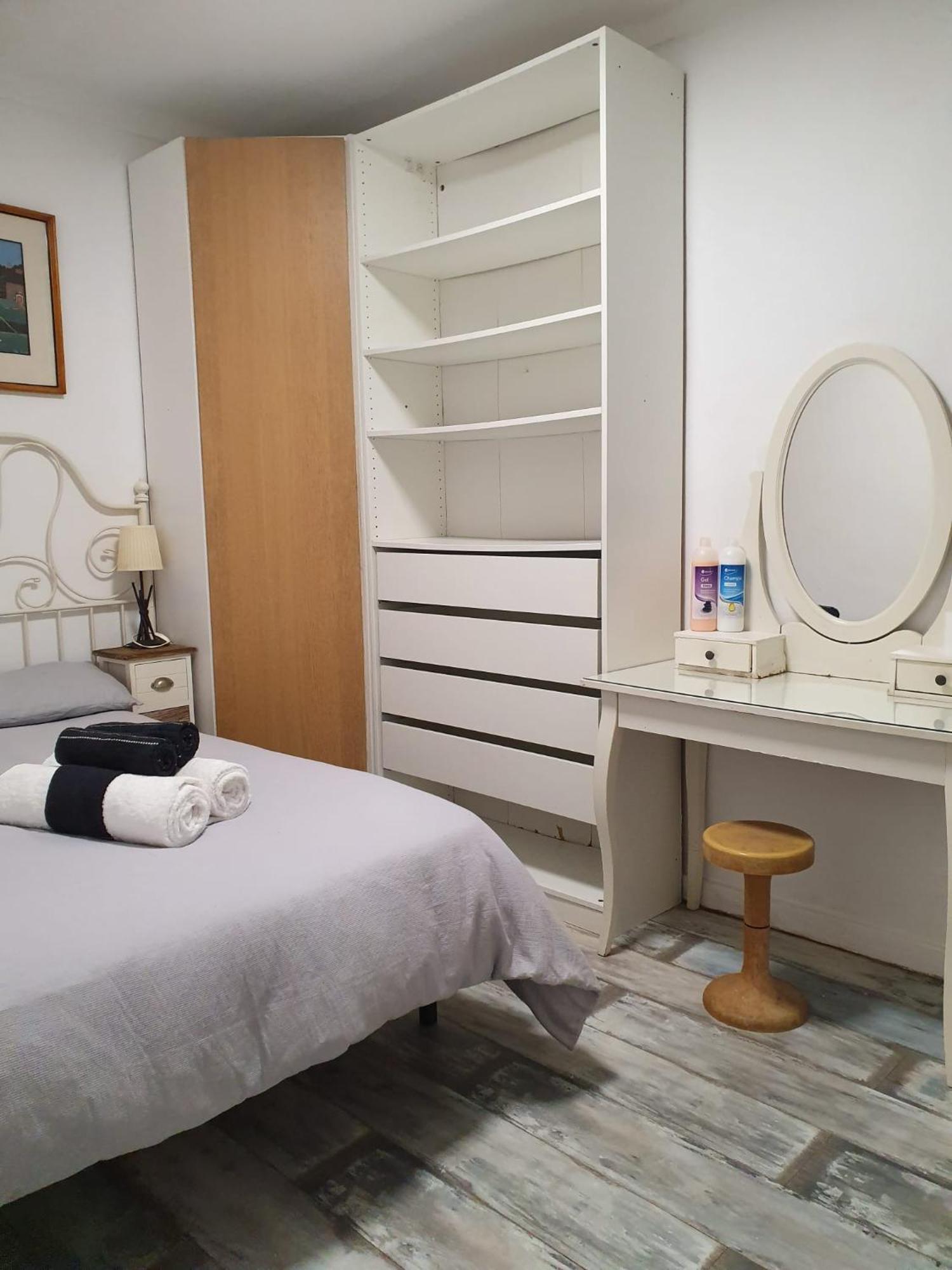 Private Rooms Βαρκελώνη Εξωτερικό φωτογραφία